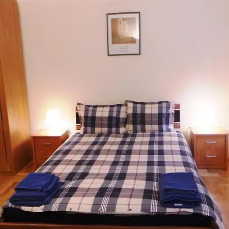 Apartment O Utca